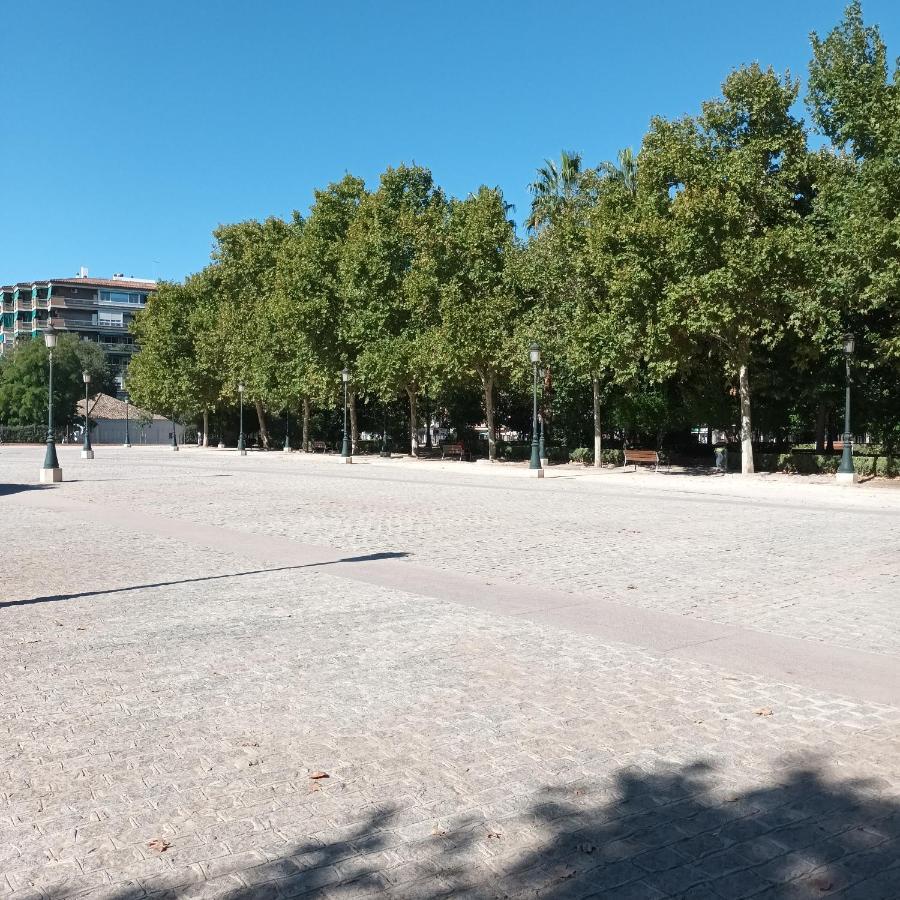 Piso En El Centro De Granada Con Garaje Incluido Gratis Apartment Exterior photo